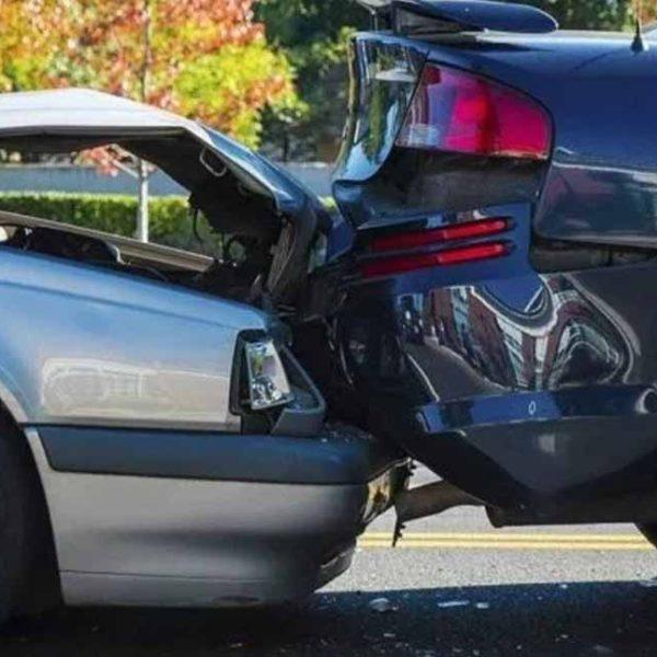 افت-قیمت-خودرو-تصادفی