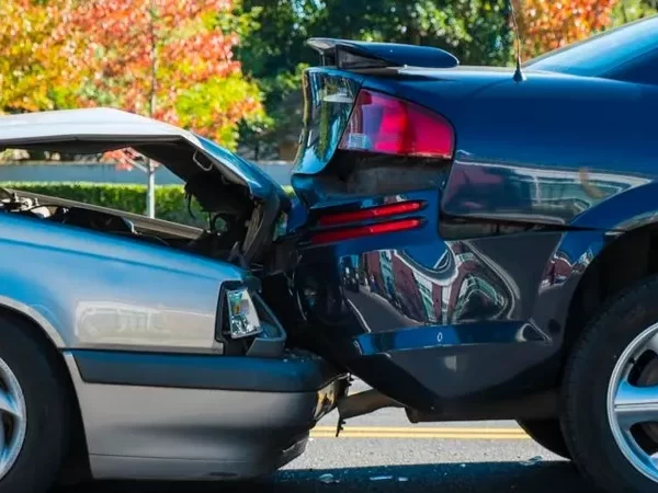 قوانین تصادف با ماشین نامتعارف